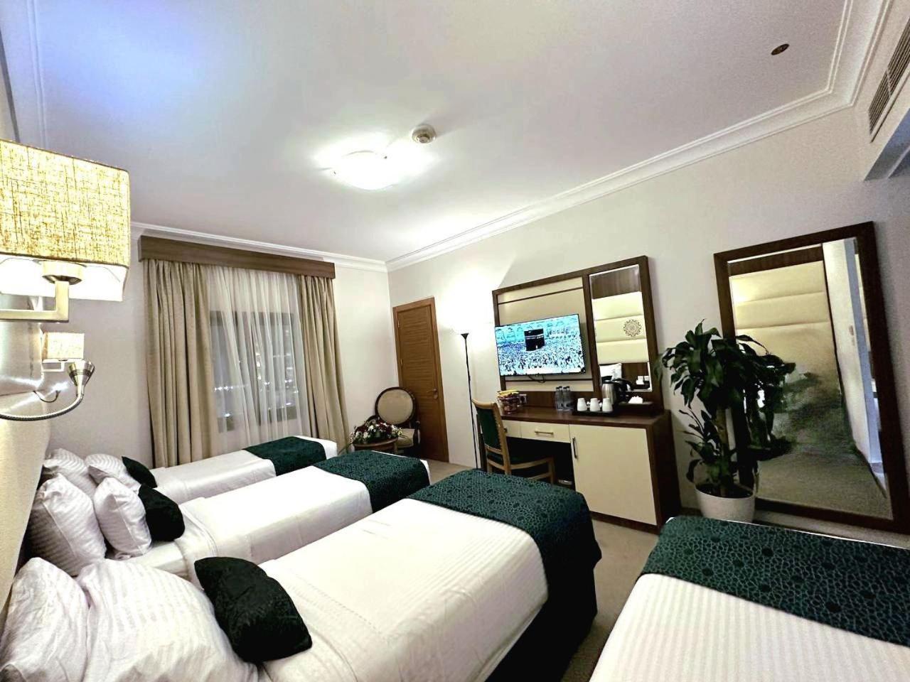 One Inn Hotel Medina Bagian luar foto